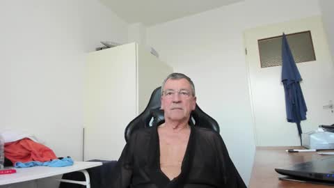 Henk online show from 5, 3, 2025
