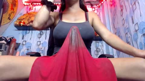 Snapshot of 21cmmusclecockts chatting on 13, 3, 2026 mharjorie online show from 13, 3, 2026