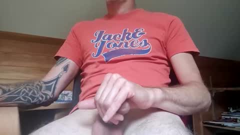 Snapshot of 22_acacia_avenue chatting on 6, 6, 2026 22_acacia_avenue online show from 6, 6, 2026