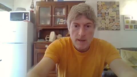 22esserre online show from 10, 10, 2025