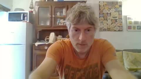 22esserre online show from 15, 10, 2025