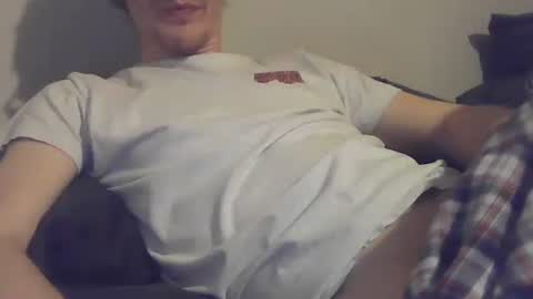 Snapshot of 2big2hype chatting on 14, 1, 2025 cheif online show from 14, 1, 2025