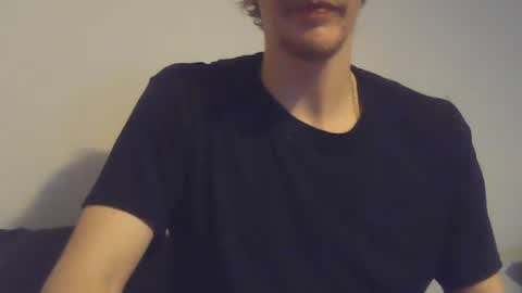 Snapshot of 2big2hype chatting on 16, 1, 2025 cheif online show from 16, 1, 2025