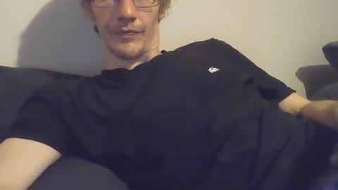 Snapshot of 2big2hype chatting on 17, 1, 2025 cheif online show from 17, 1, 2025