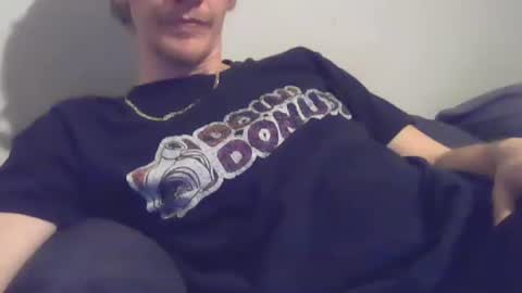 Snapshot of 2big2hype chatting on 21, 1, 2025 cheif online show from 21, 1, 2025