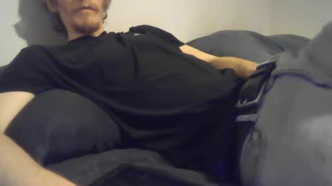 Snapshot of 2big2hype chatting on 24, 2, 2025 cheif online show from 24, 2, 2025