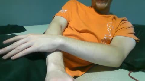 Snapshot of 2big2hype chatting on 20, 9, 2025 cheif online show from 20, 9, 2025