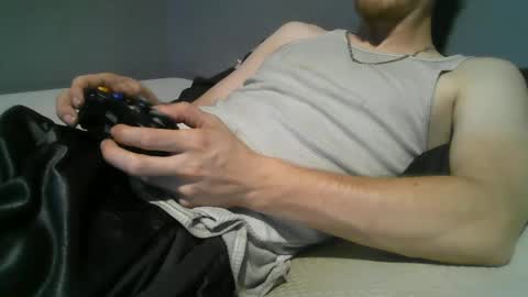 Snapshot of 2big2hype chatting on 23, 9, 2025 cheif online show from 23, 9, 2025