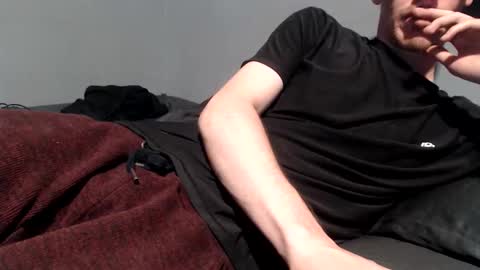 Snapshot of 2big2hype chatting on 13, 10, 2025 cheif online show from 13, 10, 2025