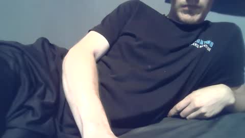 Snapshot of 2big2hype chatting on 14, 10, 2025 cheif online show from 14, 10, 2025