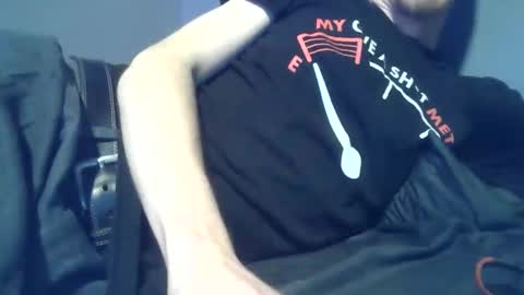 Snapshot of 2big2hype chatting on 23, 10, 2025 cheif online show from 23, 10, 2025