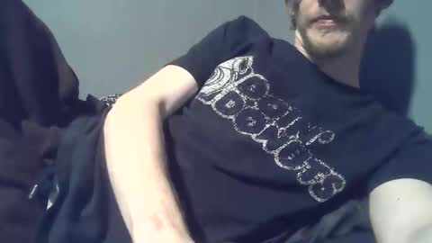 Snapshot of 2big2hype chatting on 17, 2, 2026 cheif online show from 17, 2, 2026