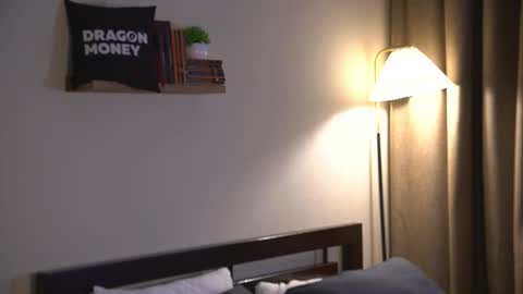 Elley  online show from 26, 2, 2026