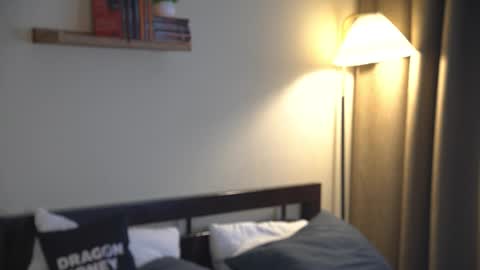 Elley  online show from 27, 3, 2026