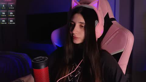 Lina       free control in pvt online show from 27, 11, 2025