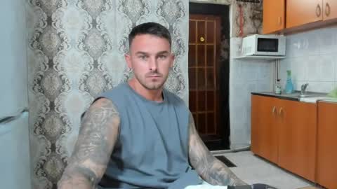 2sexymuscles online show from 24, 7, 2026
