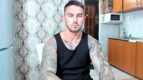 2sexymuscles online show from 28, 7, 2026