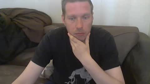 Snapshot of 2small4you83 chatting on 6, 6, 2026 2small4you83 online show from 6, 6, 2026