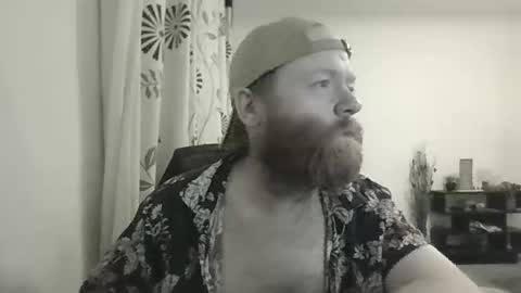 33UK online show from 17, 10, 2025