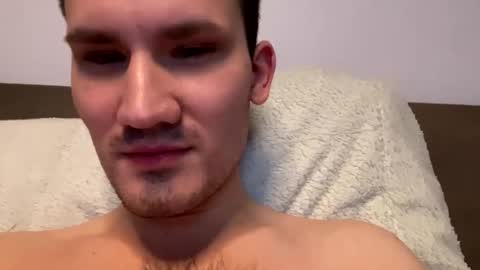 Snapshot of 3bmo chatting on 18, 9, 2025 followme online show from 18, 9, 2025
