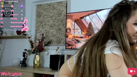 Snapshot of 3lla_rose chatting on 21, 1, 2025 Ella online show from 21, 1, 2025
