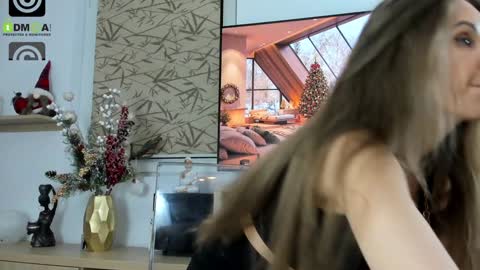 Snapshot of 3lla_rose chatting on 24, 1, 2025 Ella online show from 24, 1, 2025