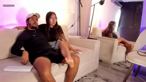 Snapshot of 3someunlocked chatting on 27, 9, 2025 3someunlocked online show from 27, 9, 2025