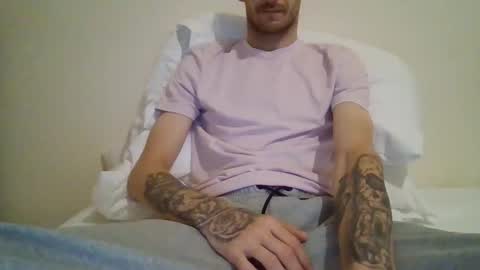 420feetloverr420 online show from 19, 9, 2025