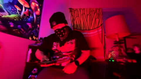 Snapshot of 420jizzva chatting on 18, 2, 2025 Daddythickdick420 online show from 18, 2, 2025