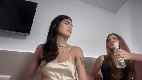 Snapshot of 4444ngel chatting on 28, 9, 2025 Gabriela  online show from 28, 9, 2025