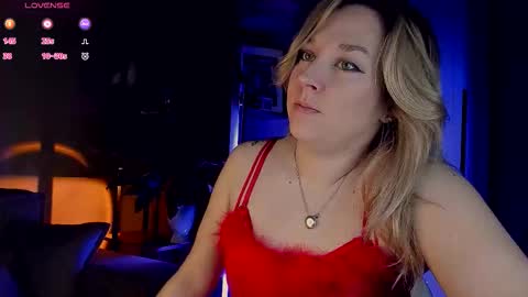 Snapshot of 5_in_one chatting on 1, 11, 2025 Sunshine online show from 1, 11, 2025