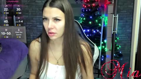 Snapshot of 666mia666 chatting on 12, 12, 2024 Mia my pvt is open and lovense is active online show from 12, 12, 2024