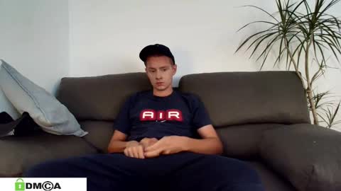 Snapshot of 696frank chatting on 6, 10, 2025 chico online show from 6, 10, 2025