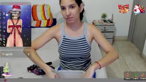 Snapshot of 69_shades chatting on 14, 12, 2024 lucero online show from 14, 12, 2024