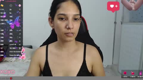 Snapshot of 69_shades chatting on 5, 2, 2025 lucero online show from 5, 2, 2025