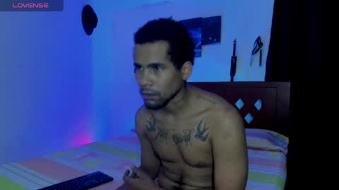 69blackwhite online show from 22, 5, 2026