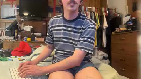 Snapshot of 69j0hndo chatting on 22, 4, 2026 FUCKR online show from 22, 4, 2026