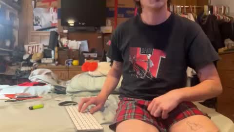 Snapshot of 69j0hndo chatting on 19, 5, 2026 FUCKR online show from 19, 5, 2026