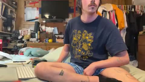 Snapshot of 69j0hndo chatting on 27, 5, 2026 FUCKR online show from 27, 5, 2026