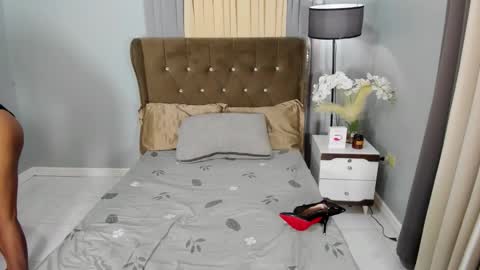 69kinkytrans online show from 6, 11, 2025