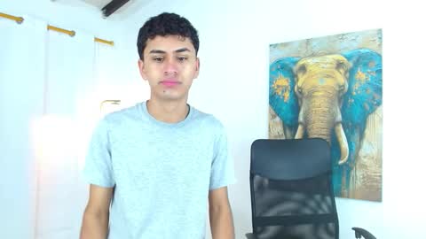 Snapshot of 7alan chatting on 4, 10, 2025 Alan online show from 4, 10, 2025