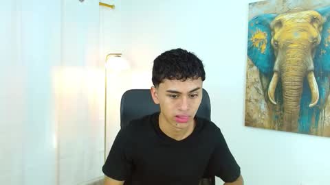 Snapshot of 7alan chatting on 6, 10, 2025 Alan online show from 6, 10, 2025