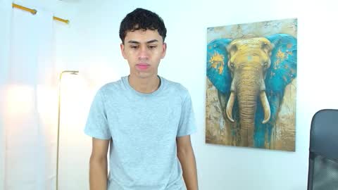 Snapshot of 7alan chatting on 12, 10, 2025 Alan online show from 12, 10, 2025