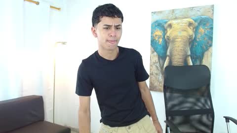 Snapshot of 7alan chatting on 21, 10, 2025 Alan online show from 21, 10, 2025