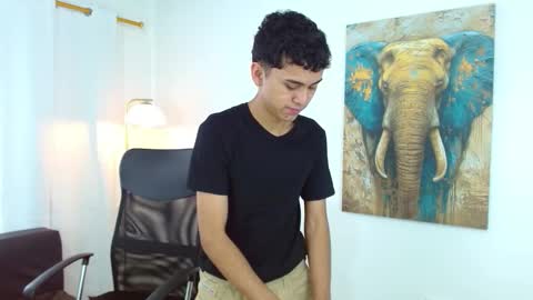 Snapshot of 7alan chatting on 28, 10, 2025 Alan online show from 28, 10, 2025