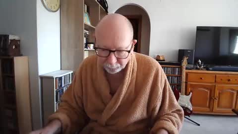  Papi  online show from 11, 2, 2025