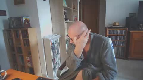 Snapshot of 7thsojourn chatting on 29, 10, 2025 Papi online show from 29, 10, 2025