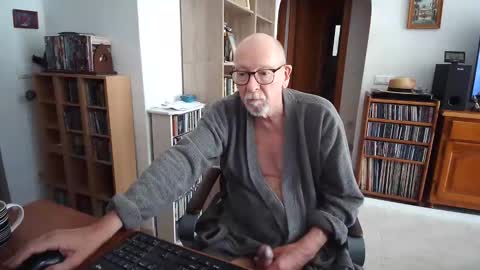  Papi  online show from 16, 5, 2026