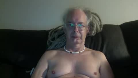 Snapshot of 808dred chatting on 1, 4, 2026 808dred online show from 1, 4, 2026