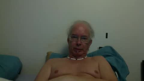 Snapshot of 808dred chatting on 9, 4, 2026 808dred online show from 9, 4, 2026